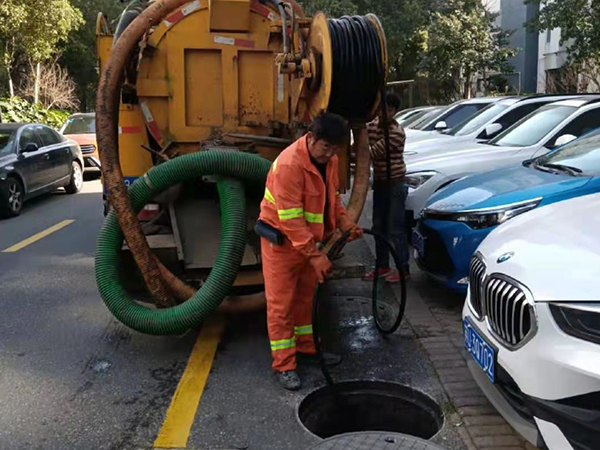 东山排污管道清淤